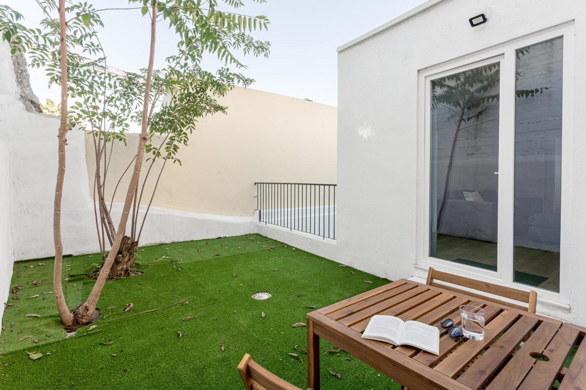 Joivy Minimalistic Apt W Patio In Principe Real Lisboa 外观 照片